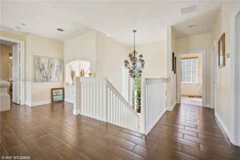 House in Miramar, Florida 4 bedrooms, 324.04 sq.m. № 1766425 - photo 22