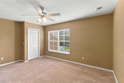 Townhouse in Oviedo, Florida 2 bedrooms, 124.86 sq.m. № 2431815 - photo 20