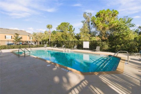 Townhouse in Oviedo, Florida 2 bedrooms, 124.86 sq.m. № 2431815 - photo 29