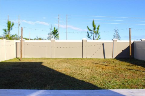 House in Wesley Chapel, Florida 4 bedrooms, 209.96 sq.m. № 2102511 - photo 25