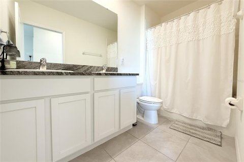 House in Wesley Chapel, Florida 4 bedrooms, 209.96 sq.m. № 2102511 - photo 18