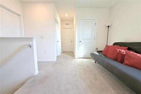 House in Wesley Chapel, Florida 4 bedrooms, 209.96 sq.m. № 2102511 - photo 11