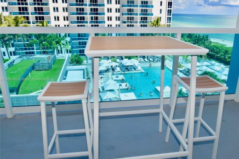 Condo à Miami Beach, Floride, 2 chambres  № 2242671