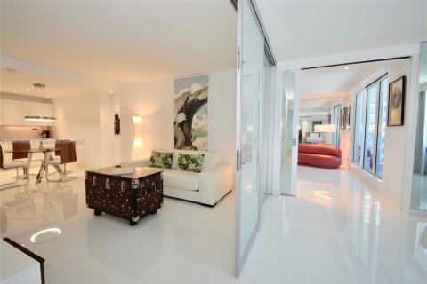 Copropriété à louer à Miami Beach, Floride: 2 chambres, 148.64 m2 № 2242671 - photo 22