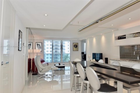Copropriété à louer à Miami Beach, Floride: 2 chambres, 148.64 m2 № 2242671 - photo 5