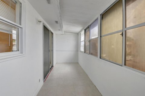 Copropriété à louer à Delray Beach, Floride: 2 chambres, 84.26 m2 № 2147257 - photo 13