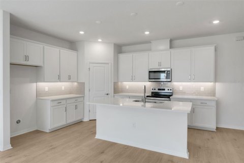House in Parrish, Florida 4 bedrooms, 185.99 sq.m. № 2133104 - photo 17