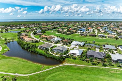 Villa ou maison à vendre à Punta Gorda, Floride: 3 chambres, 222.41 m2 № 2408807 - photo 5