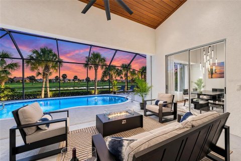 Villa ou maison à vendre à Punta Gorda, Floride: 3 chambres, 222.41 m2 № 2408807 - photo 4