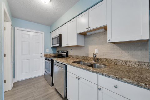 Appartement à louer à Lakeland, Floride: 2 chambres, 83.61 m2 № 2424334 - photo 10