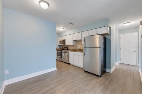 Appartement à louer à Lakeland, Floride: 2 chambres, 83.61 m2 № 2424334 - photo 8