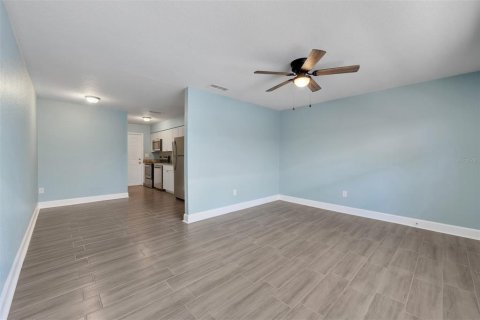 Appartement à louer à Lakeland, Floride: 2 chambres, 83.61 m2 № 2424334 - photo 7