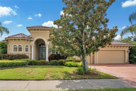 House in Bradenton, Florida 3 bedrooms, 356.47 sq.m. № 1886666 - photo 2