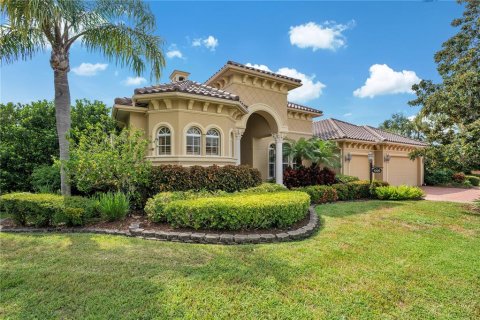 House in Bradenton, Florida 3 bedrooms, 356.47 sq.m. № 1886666 - photo 1