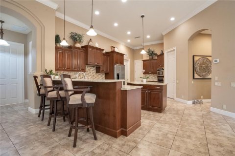 House in Bradenton, Florida 3 bedrooms, 356.47 sq.m. № 1886666 - photo 11