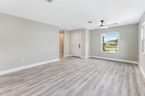 Villa ou maison à vendre à Palm Coast, Floride: 3 chambres, 95.88 m2 № 2149917 - photo 2