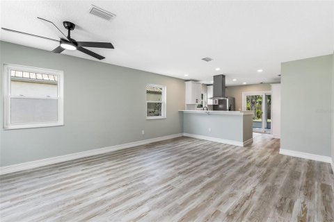 Villa ou maison à vendre à Palm Coast, Floride: 3 chambres, 95.88 m2 № 2149917 - photo 5