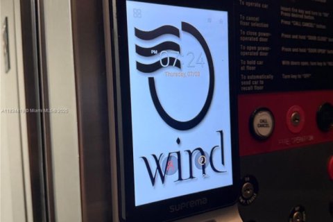 Condominio en venta en Miami, Florida, 1 dormitorio, 111.2 m2 № 1937161 - foto 12