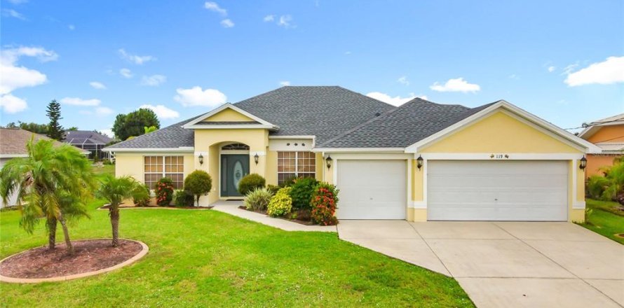 Villa ou maison à Rotonda, Floride 4 chambres, 213.58 m2 № 2122032
