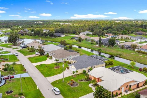 Villa ou maison à vendre à Rotonda, Floride: 4 chambres, 213.58 m2 № 2122032 - photo 15