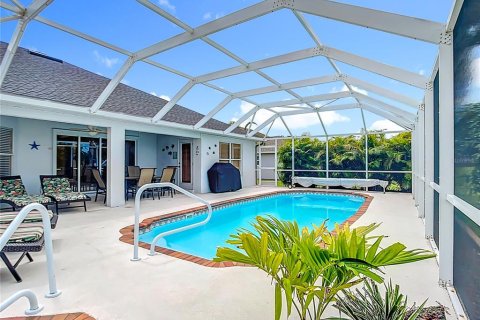 Villa ou maison à vendre à Rotonda, Floride: 4 chambres, 213.58 m2 № 2122032 - photo 2