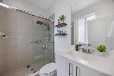 Townhouse in Homestead, Florida 4 bedrooms, 166.3 sq.m. № 2399991 - photo 17
