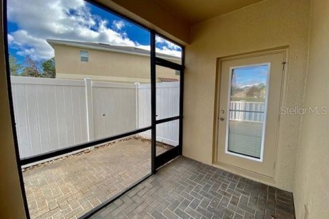 Touwnhouse à louer à Hudson, Floride: 3 chambres, 166.02 m2 № 2418735 - photo 11