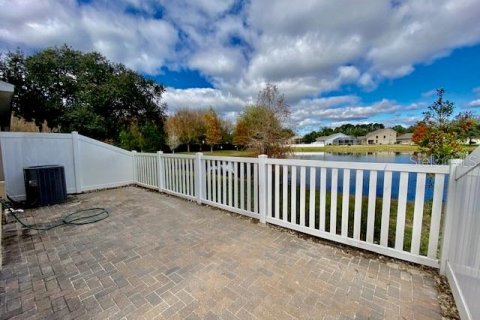 Touwnhouse à louer à Hudson, Floride: 3 chambres, 166.02 m2 № 2418735 - photo 12