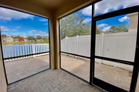 Touwnhouse à louer à Hudson, Floride: 3 chambres, 166.02 m2 № 2418735 - photo 10