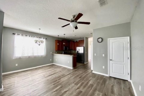 Touwnhouse à louer à Hudson, Floride: 3 chambres, 166.02 m2 № 2418735 - photo 28