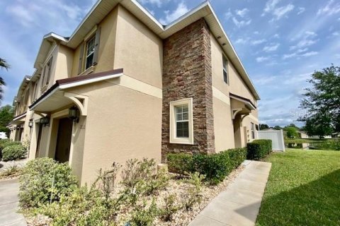 Touwnhouse à louer à Hudson, Floride: 3 chambres, 166.02 m2 № 2418735 - photo 7