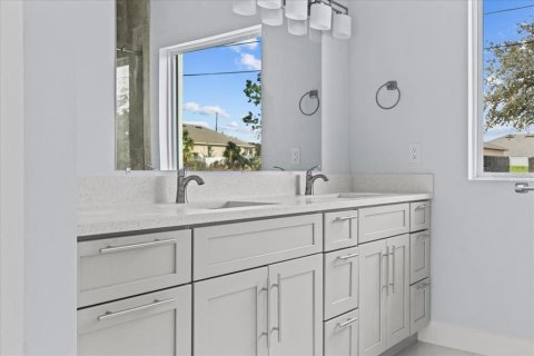 Casa en venta en Deltona, Florida, 4 dormitorios, 222.97 m2 № 1528837 - foto 22