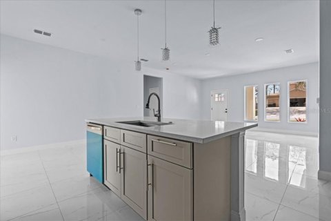 Casa en venta en Deltona, Florida, 4 dormitorios, 222.97 m2 № 1528837 - foto 16