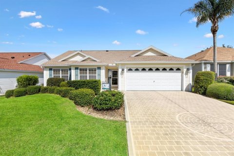 House in The Villages, Florida 3 bedrooms, 152.73 sq.m. № 2313257