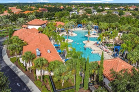 Casa en venta en Davenport, Florida, 4 dormitorios, 202.9 m2 № 1939078 - foto 27