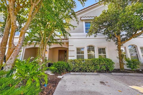 Casa en venta en Davenport, Florida, 4 dormitorios, 202.9 m2 № 1939078 - foto 24