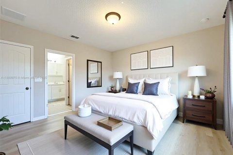 Casa en venta en Davenport, Florida, 4 dormitorios, 202.9 m2 № 1939078 - foto 8