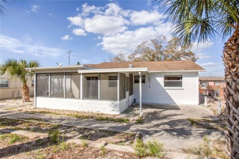 Casa en alquiler en New Port Richey, Florida, 2 dormitorios, 69.12 m2 № 1917521 - foto 21