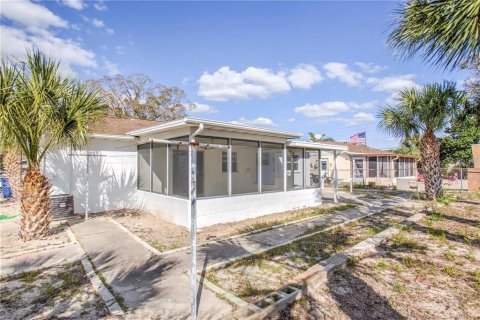 Casa en alquiler en New Port Richey, Florida, 2 dormitorios, 69.12 m2 № 1917521 - foto 22