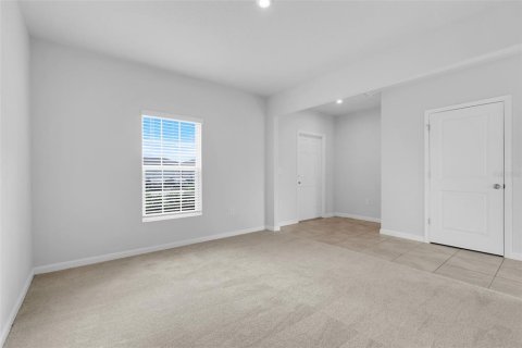 Casa en venta en Haines City, Florida, 4 dormitorios, 207.36 m2 № 1904715 - foto 5