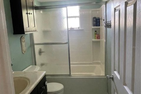 House in Sarasota, Florida 3 bedrooms, 214.42 sq.m. № 1690454 - photo 11