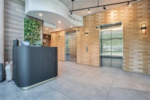 Condo in Orlando, Florida, 1 bedroom  № 1870878 - photo 4