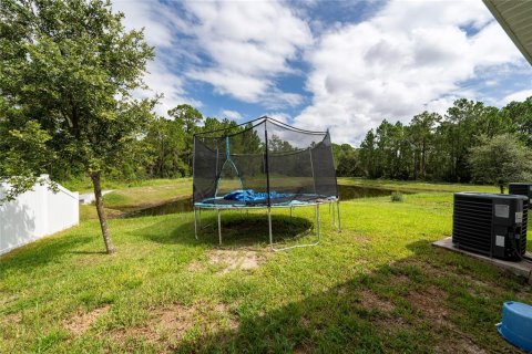 House in ASTONIA in Davenport, Florida 3 bedrooms, 139.91 sq.m. № 1846803 - photo 25