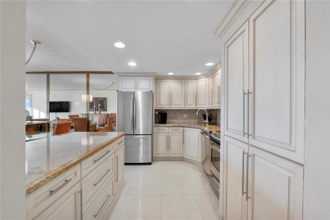 Condominio en venta en Lauderdale-by-the-Sea, Florida, 2 dormitorios, 116.13 m2 № 2084483 - foto 15