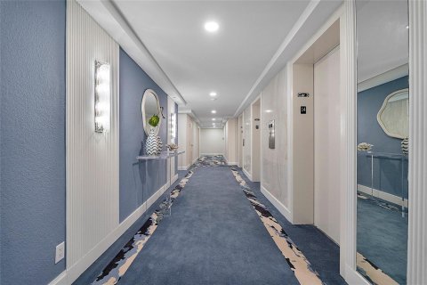 Condominio en venta en Lauderdale-by-the-Sea, Florida, 2 dormitorios, 116.13 m2 № 2084483 - foto 20
