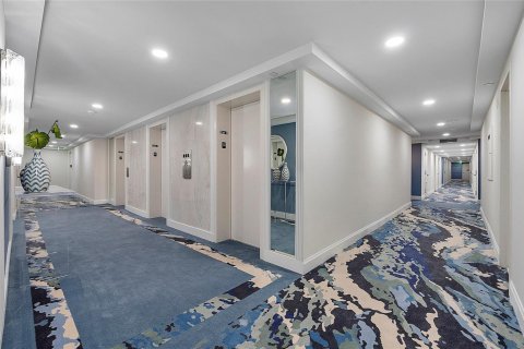 Condominio en venta en Lauderdale-by-the-Sea, Florida, 2 dormitorios, 116.13 m2 № 2084483 - foto 19