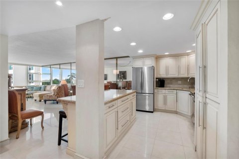 Condominio en venta en Lauderdale-by-the-Sea, Florida, 2 dormitorios, 116.13 m2 № 2084483 - foto 5