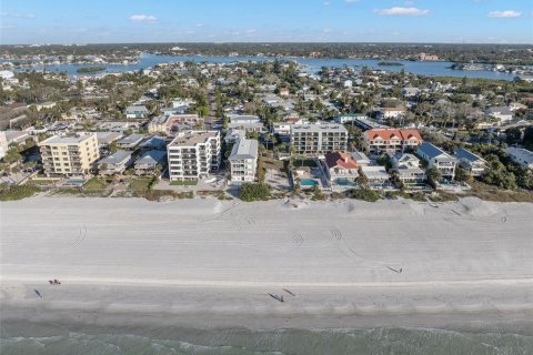 Land in Indian Rocks Beach, Florida № 2104137 - photo 2
