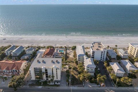 Land in Indian Rocks Beach, Florida № 2104137 - photo 18