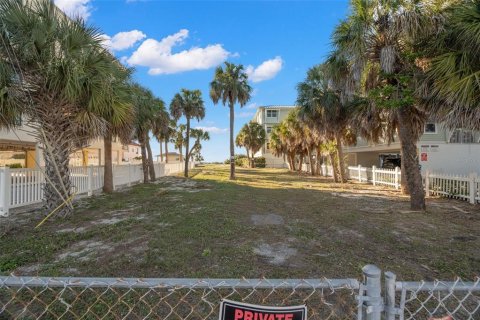 Land in Indian Rocks Beach, Florida № 2104137 - photo 4